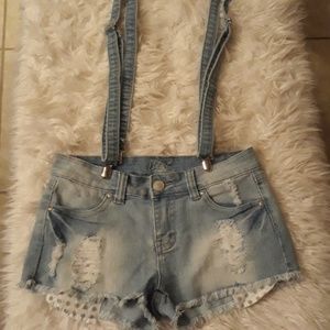 Suspender jean jumper shorts